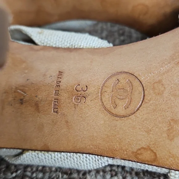 Chanel Beige Fabric Slingback Heels Gold Tone Metal Plate Sz 36 Womens - Picture 6 of 10